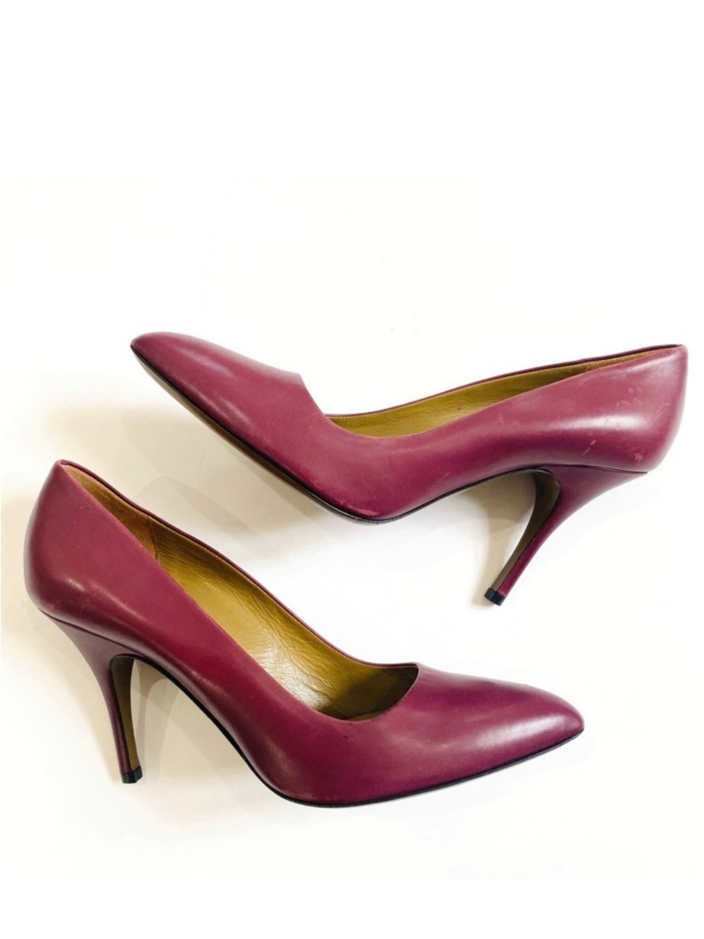 Paul Smith 4” pump heels in burgundy NEW